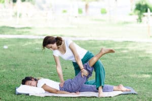 Lire la suite à propos de l’article Programme de formation Massage Thaïlandais au sol (niveaux 1&2)