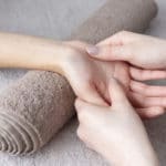 Massage des mains I Ô Pays des Sens